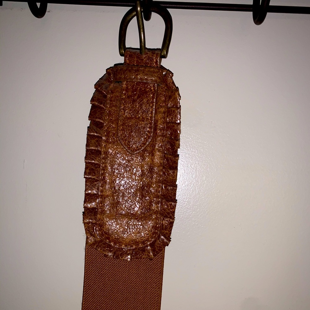 Stretchy dressy belt approx 46”